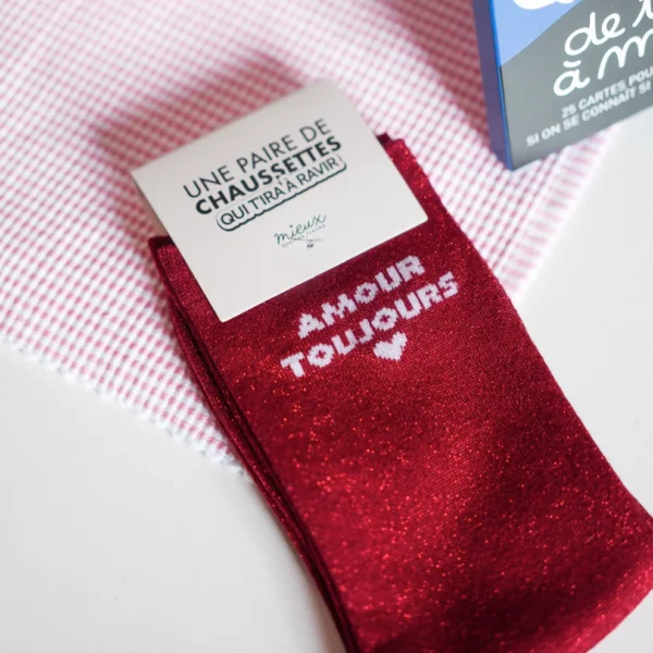 chaussettes-paillettes-amour-toujours-chaussettes-rouge.jpg