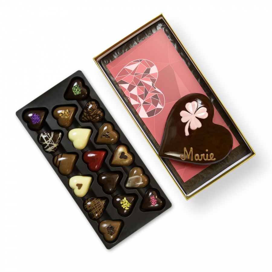 Coffret chocolats et cœur personnalisé Planete Chocolat Idee Cadeau Femme Saint Valentin Personnalisé