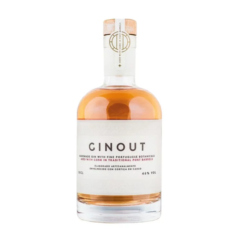 Bouteille Gin - Le Club des Connaisseurs Meilleure idée cadeau Ginout gin vieilli