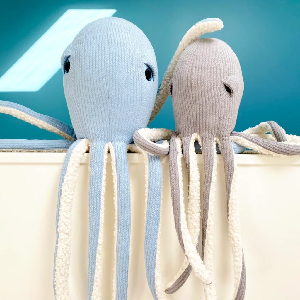 Peluche octopus Marius le doudou pieuvre rassurant meilleure idée cadeau enfant