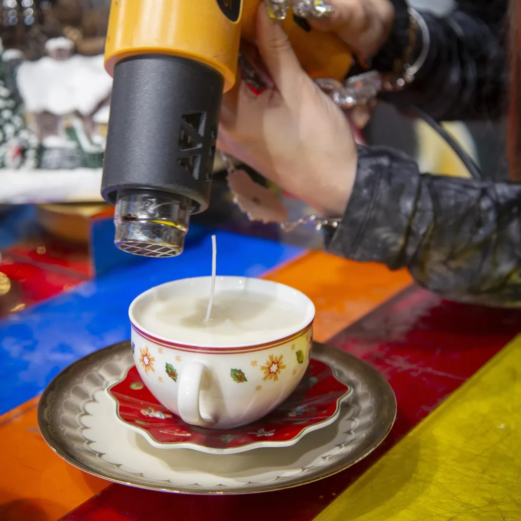 Atelier Bougie parfumée autour d'un goûter meilleure idée cadeau créatif