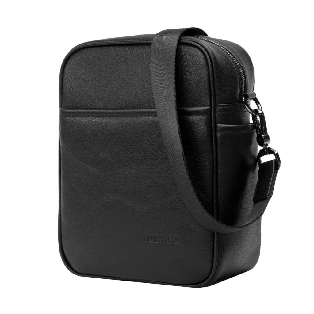 Le magnifique sac bandoulière en cuir Torro parfait comme idée cadeau homme