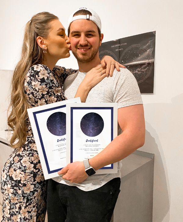couple-heureux-certificat-etoile